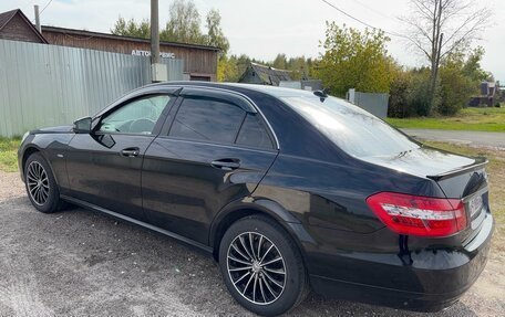 Mercedes-Benz E-Класс, 2012 год, 1 350 000 рублей, 3 фотография