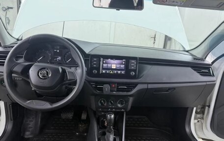 Skoda Rapid II, 2021 год, 1 180 000 рублей, 9 фотография
