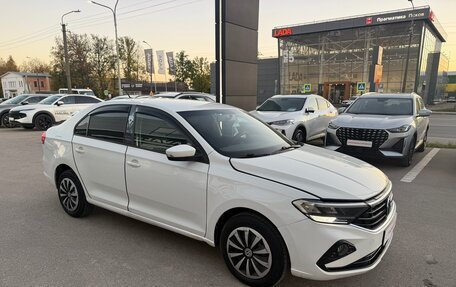 Volkswagen Polo VI (EU Market), 2021 год, 895 000 рублей, 4 фотография