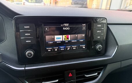 Volkswagen Polo VI (EU Market), 2021 год, 895 000 рублей, 19 фотография
