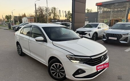 Volkswagen Polo VI (EU Market), 2021 год, 895 000 рублей, 3 фотография