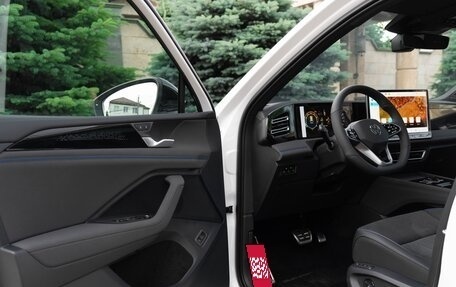 Volkswagen Tiguan, 2026 год, 4 604 000 рублей, 9 фотография