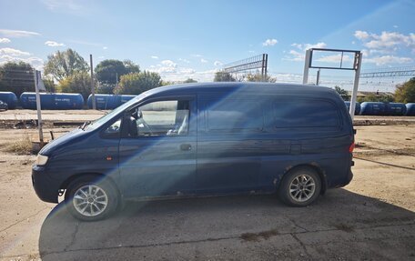 Hyundai H-1 II рестайлинг, 2002 год, 360 000 рублей, 3 фотография