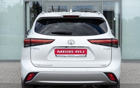Toyota Highlander, 2026 год, 5 800 000 рублей, 7 фотография