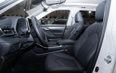 Toyota Highlander, 2026 год, 5 800 000 рублей, 19 фотография