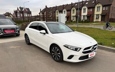 Mercedes-Benz A-Класс, 2021 год, 3 100 000 рублей, 3 фотография