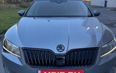 Skoda Superb III рестайлинг, 2016 год, 2 100 000 рублей, 34 фотография