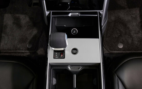 Land Rover Range Rover IV рестайлинг, 2026 год, 24 900 000 рублей, 16 фотография