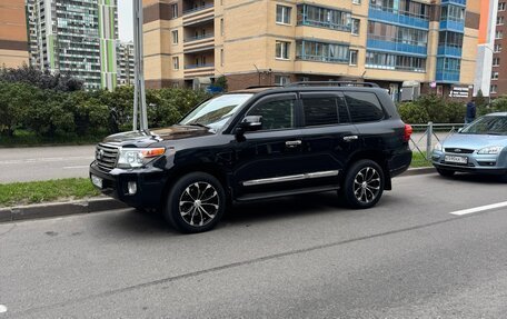 Toyota Land Cruiser 200, 2012 год, 3 900 000 рублей, 2 фотография