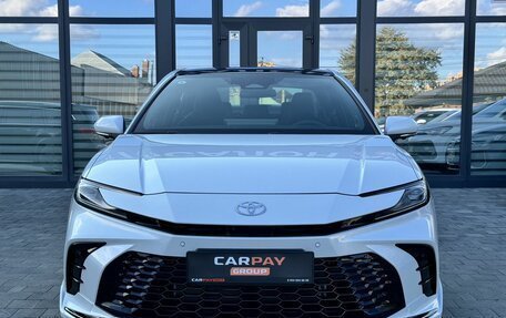Toyota Camry, 2026 год, 4 500 000 рублей, 3 фотография