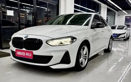 BMW 1 серия, 2023 год, 1 365 000 рублей, 1 фотография