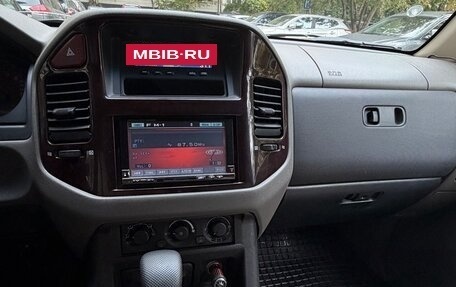 Mitsubishi Montero III, 2002 год, 590 000 рублей, 10 фотография