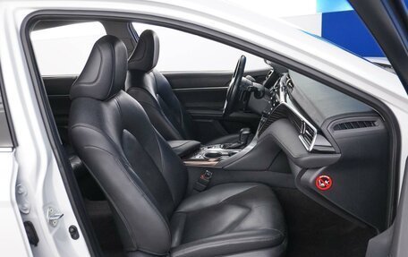 Toyota Camry, 2019 год, 2 777 444 рублей, 8 фотография