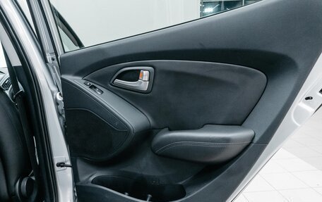 Hyundai ix35 I рестайлинг, 2010 год, 1 290 000 рублей, 24 фотография