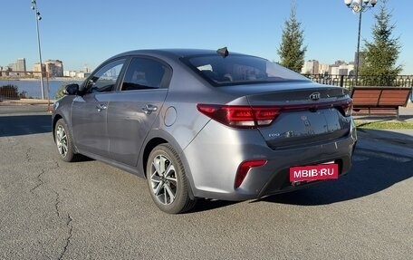 KIA Rio IV, 2018 год, 1 390 000 рублей, 10 фотография