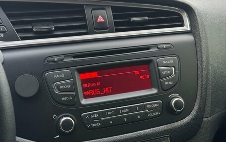KIA cee'd III, 2015 год, 1 050 000 рублей, 17 фотография