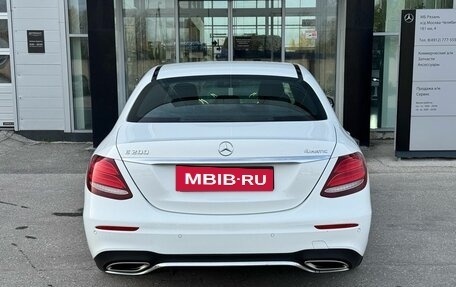 Mercedes-Benz E-Класс, 2016 год, 2 720 000 рублей, 5 фотография