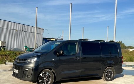 Opel Zafira Life I, 2021 год, 3 300 000 рублей, 4 фотография
