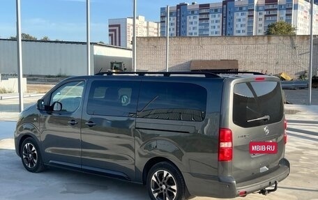 Opel Zafira Life I, 2021 год, 3 300 000 рублей, 6 фотография
