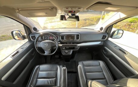 Opel Zafira Life I, 2021 год, 3 300 000 рублей, 11 фотография