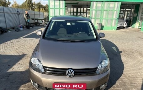 Volkswagen Golf Plus II, 2012 год, 1 075 000 рублей, 3 фотография