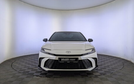 Toyota Camry, 2024 год, 3 850 000 рублей, 2 фотография