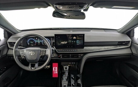 Toyota Camry, 2024 год, 3 850 000 рублей, 14 фотография
