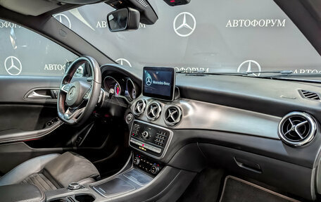 Mercedes-Benz GLA, 2018 год, 2 550 000 рублей, 11 фотография