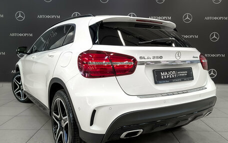 Mercedes-Benz GLA, 2018 год, 2 550 000 рублей, 7 фотография