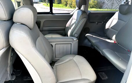 Hyundai Grand Starex Grand Starex I рестайлинг 2, 2009 год, 1 359 000 рублей, 24 фотография