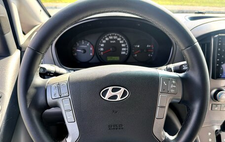 Hyundai Grand Starex Grand Starex I рестайлинг 2, 2009 год, 1 359 000 рублей, 27 фотография