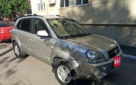 Hyundai Tucson III, 2008 год, 749 000 рублей, 3 фотография