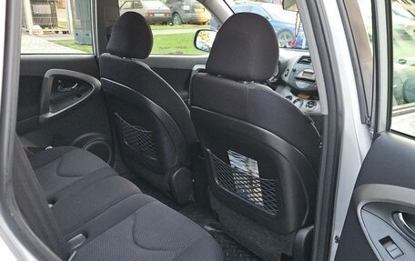 Toyota RAV4, 2006 год, 1 200 000 рублей, 15 фотография