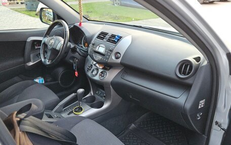 Toyota RAV4, 2006 год, 1 200 000 рублей, 17 фотография