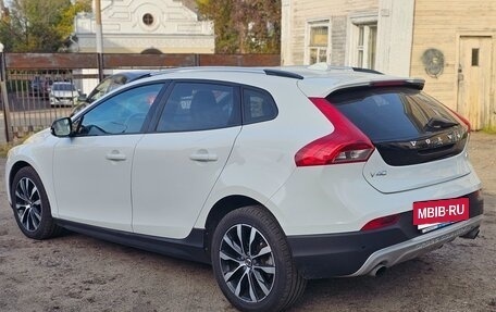 Volvo V40 Cross Country I, 2019 год, 1 595 000 рублей, 5 фотография