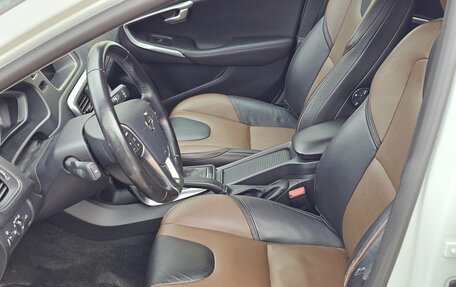 Volvo V40 Cross Country I, 2019 год, 1 595 000 рублей, 14 фотография