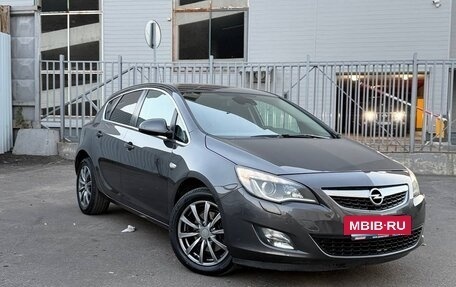 Opel Astra J, 2011 год, 649 000 рублей, 11 фотография