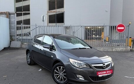 Opel Astra J, 2011 год, 649 000 рублей, 10 фотография