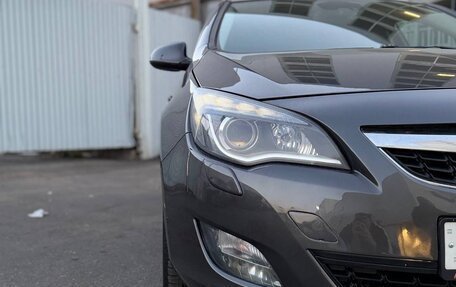 Opel Astra J, 2011 год, 649 000 рублей, 26 фотография