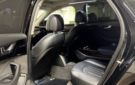 Audi A8, 2015 год, 2 600 000 рублей, 8 фотография