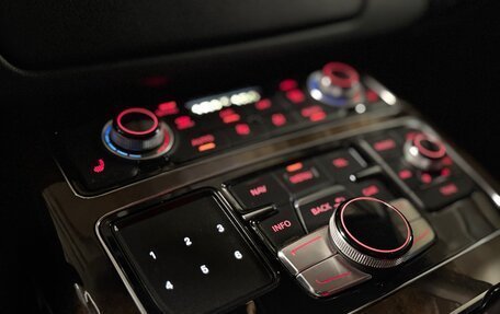 Audi A8, 2015 год, 2 600 000 рублей, 15 фотография