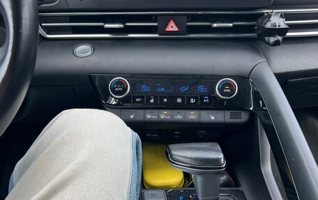 Hyundai Elantra, 2021 год, 1 800 000 рублей, 11 фотография