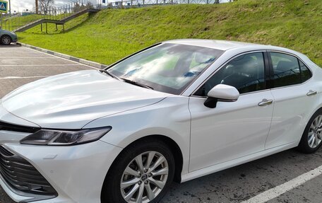 Toyota Camry, 2019 год, 2 780 000 рублей, 2 фотография