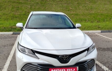 Toyota Camry, 2019 год, 2 780 000 рублей, 3 фотография