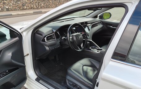 Toyota Camry, 2019 год, 2 780 000 рублей, 11 фотография