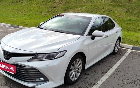 Toyota Camry, 2019 год, 2 780 000 рублей, 17 фотография