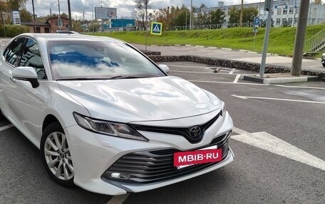 Toyota Camry, 2019 год, 2 780 000 рублей, 22 фотография