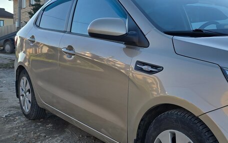 KIA Rio III рестайлинг, 2015 год, 930 000 рублей, 2 фотография
