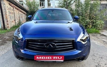 Infiniti QX70, 2013 год, 2 200 000 рублей, 3 фотография