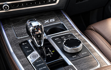 BMW X5, 2024 год, 9 000 000 рублей, 10 фотография
